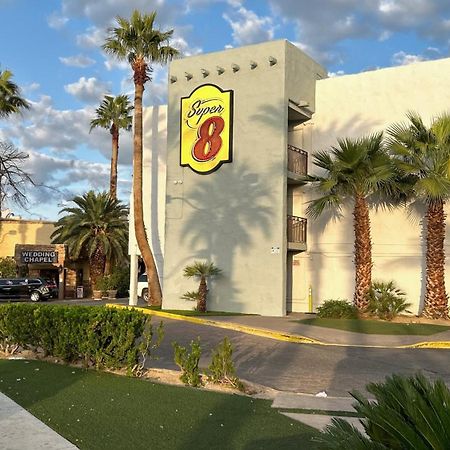 Hotel Super 8 By Wyndham Las Vegas North Strip/Fremont St. Area Extérieur photo